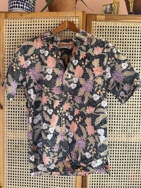 Men’s Vintage Button Down Floral Shirt